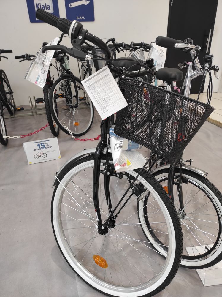 V�lo femme neuf 100 Les Ilhes (11)