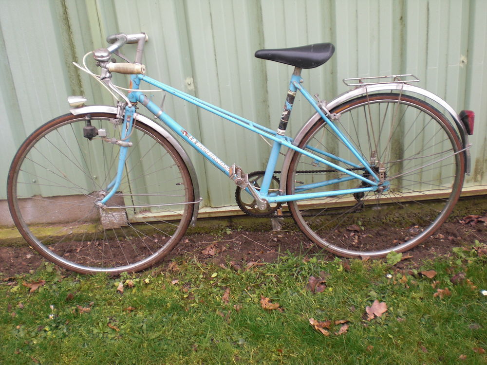 velo femme 50 Villefranche-d'Allier (03)