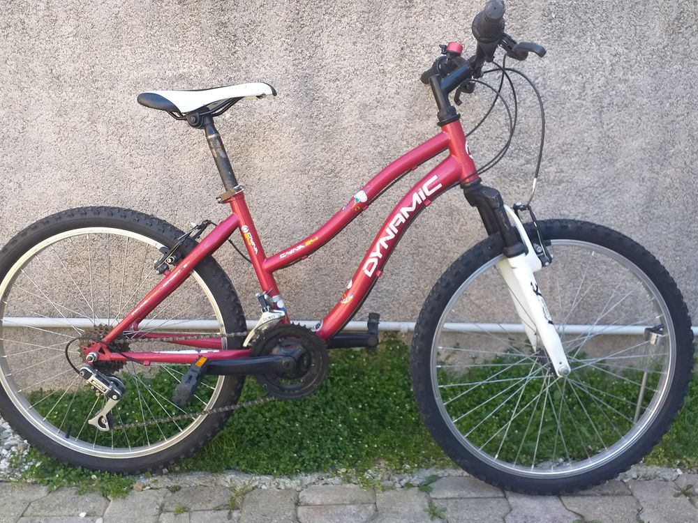 V�lo fille 24  75 Velleron (84)