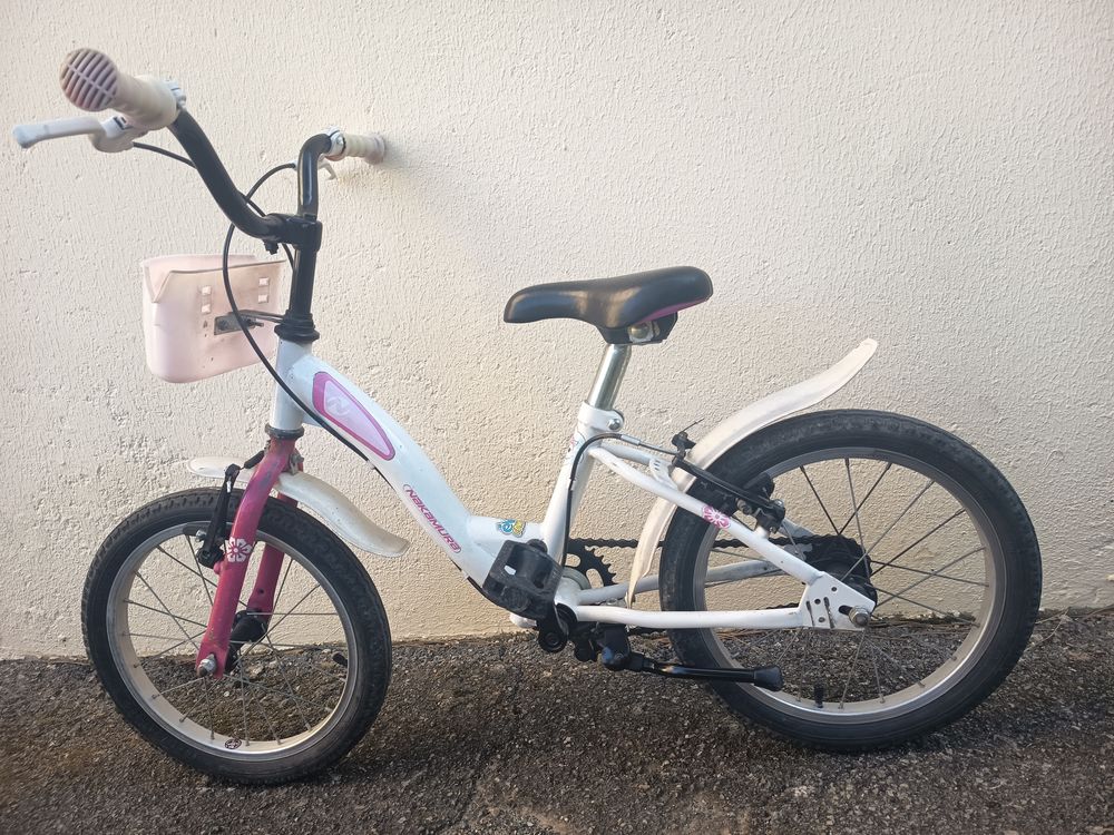 velo fillette 16 pouces ''nakamura'' 35 Marignane (13)