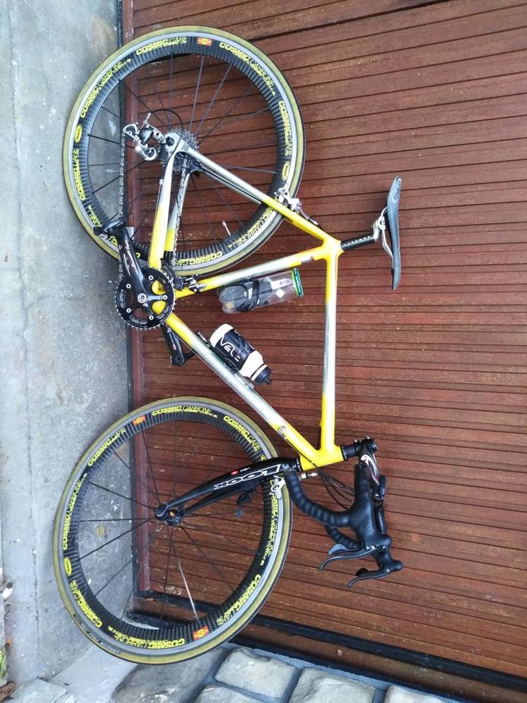 VELO GUYLENE FABRICATION ARTISANALE 800 Saint-Clair-sur-Epte (95)