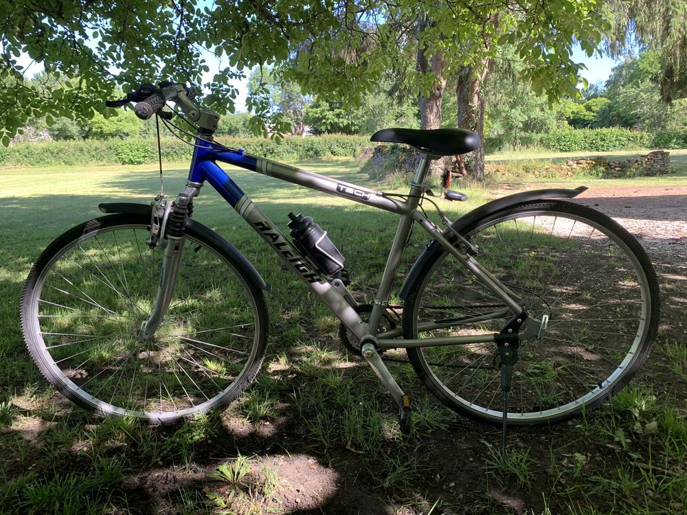 V�lo VTC homme marque RALEIGH 600 Courbevoie (92)