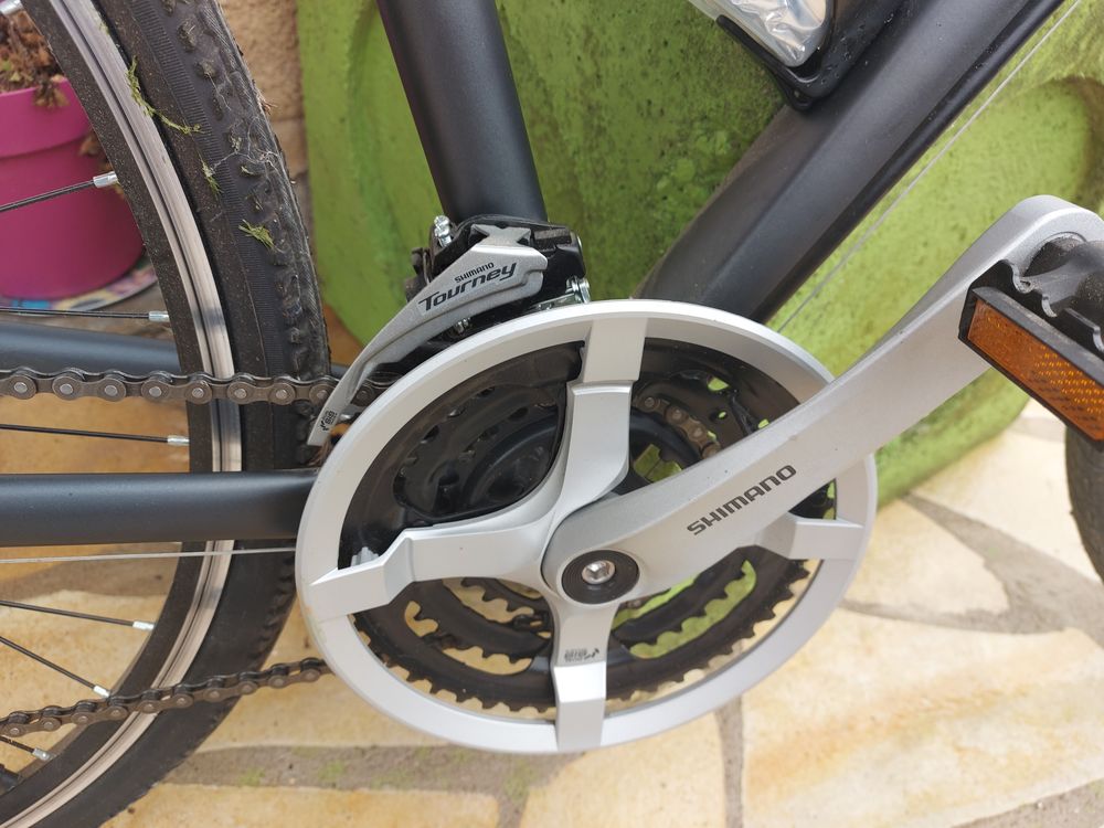 V�lo homme neuf jamais utilis� cause accident A saisir 150e 150 Lanteuil (19)