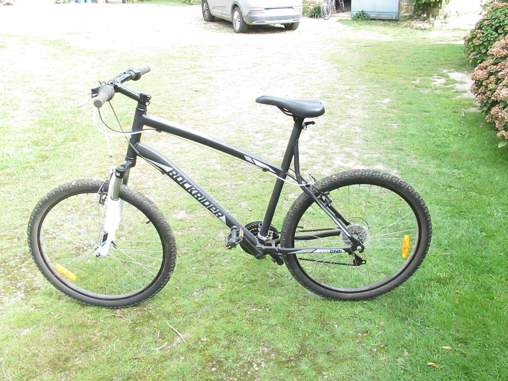 v�lo homme 250 Saint-Georges-Buttavent (53)