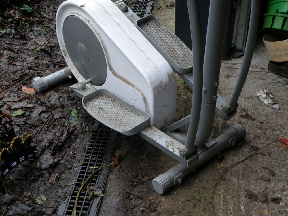 v�lo d'int�rieur. Faire offre s�rieuse merci. 0 Saint-Pierre-de-Varengeville (76)