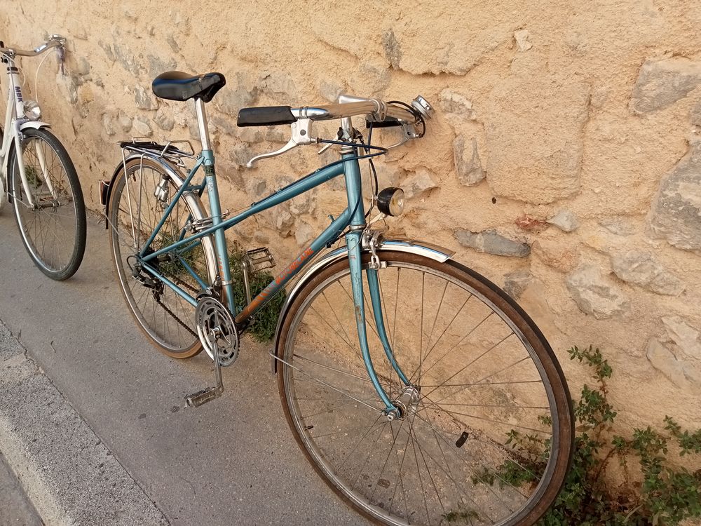 VELO DIT MIXTE MOT.BECANE 65 Aix-en-Provence (13)