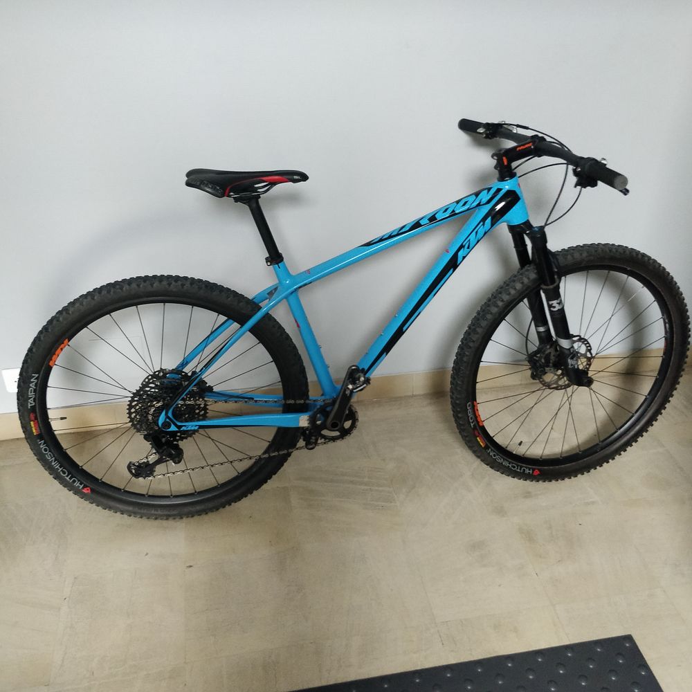 V�lo V.T.T =) K.T.M. Mod�le Myroon Elite  1150 Brive-la-Gaillarde (19)