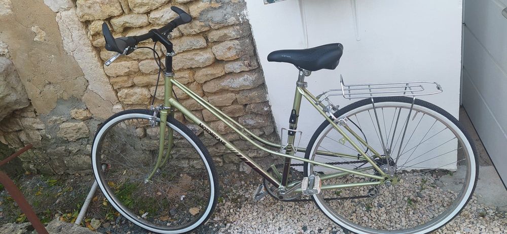 V�lo Motob�cane 60 Velluire (85)