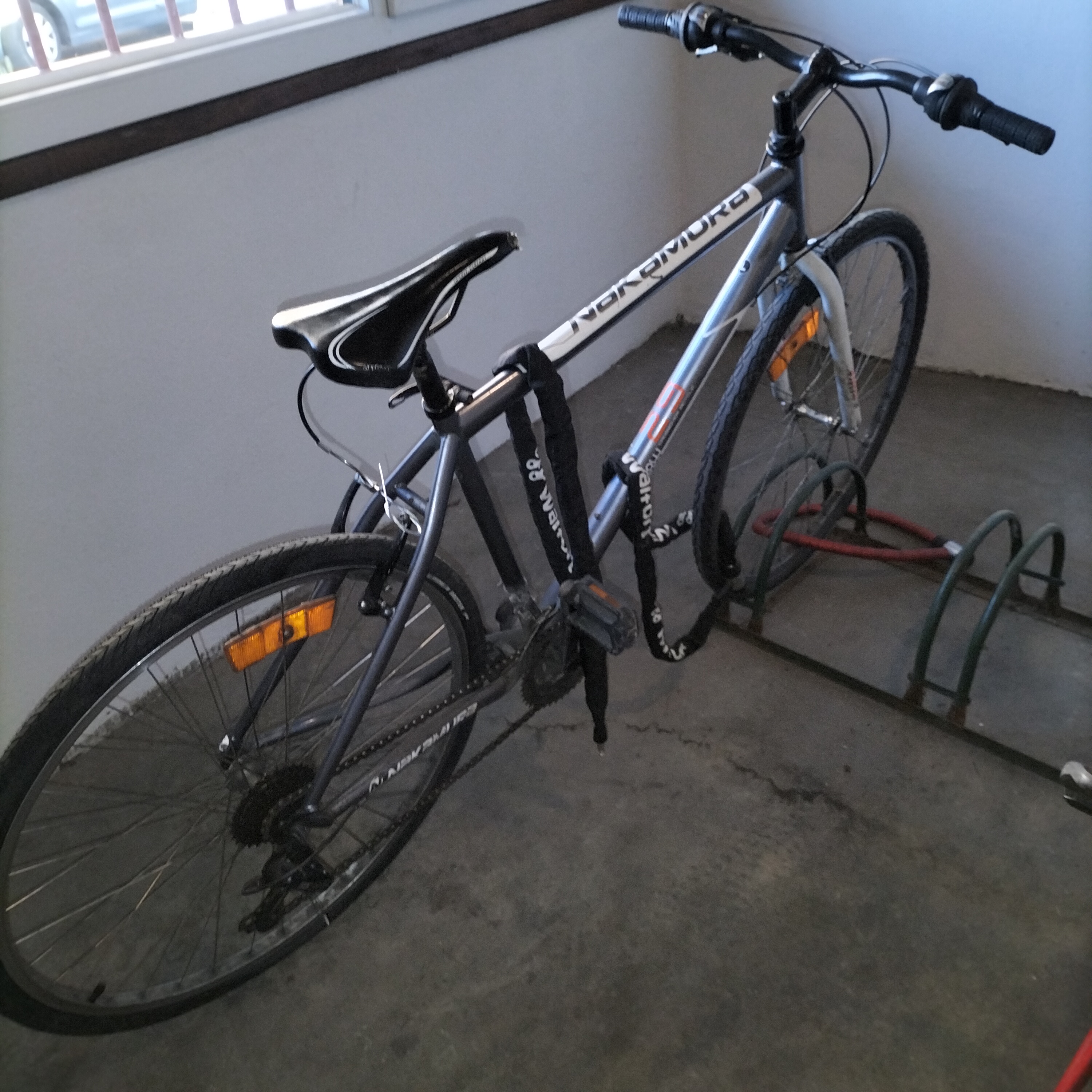 V�lo VTT Nakamura 28 pouces tr�s bon �tat 210 Cachan (94)