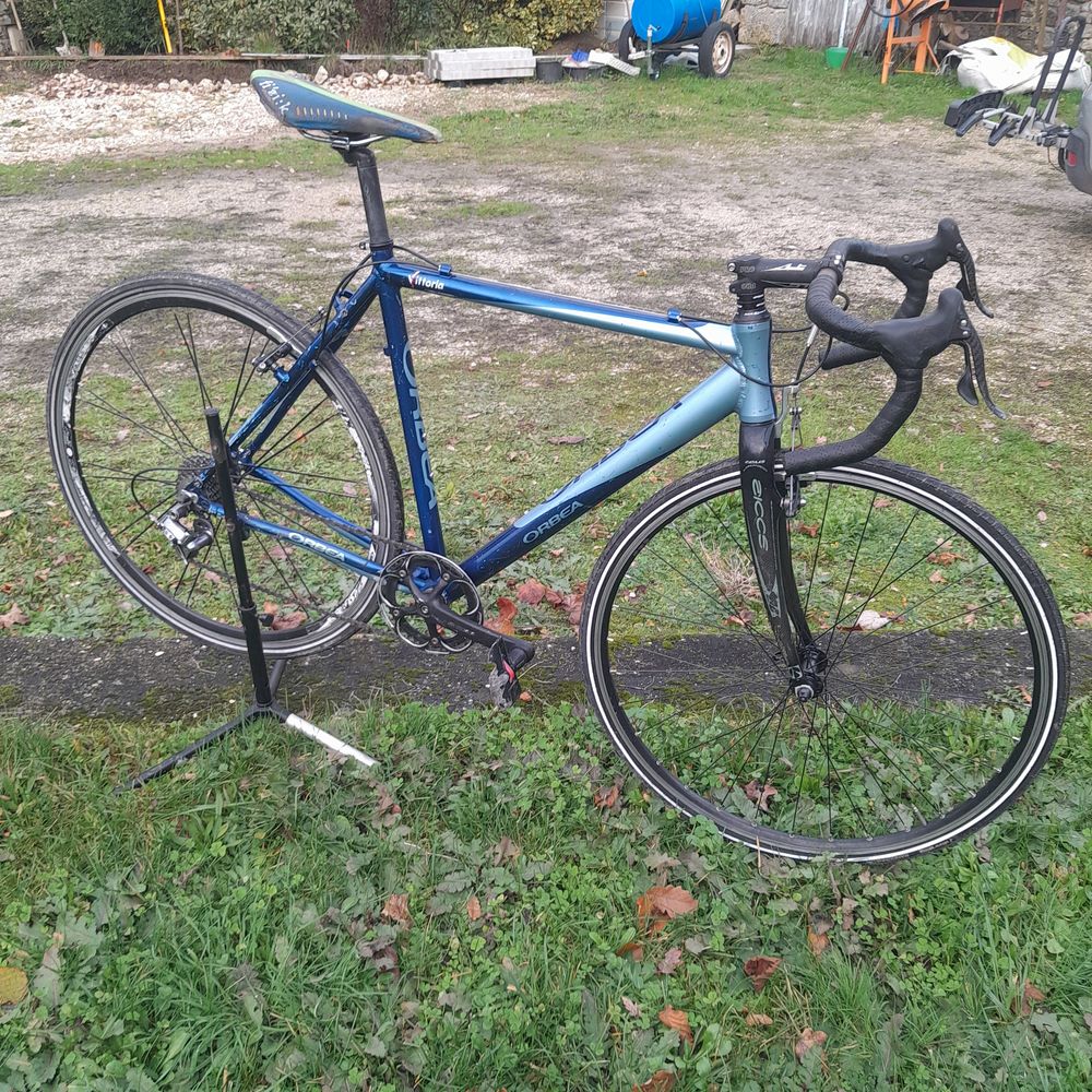 Velo orbea 
100 Saint-Cernin-de-Labarde (24)