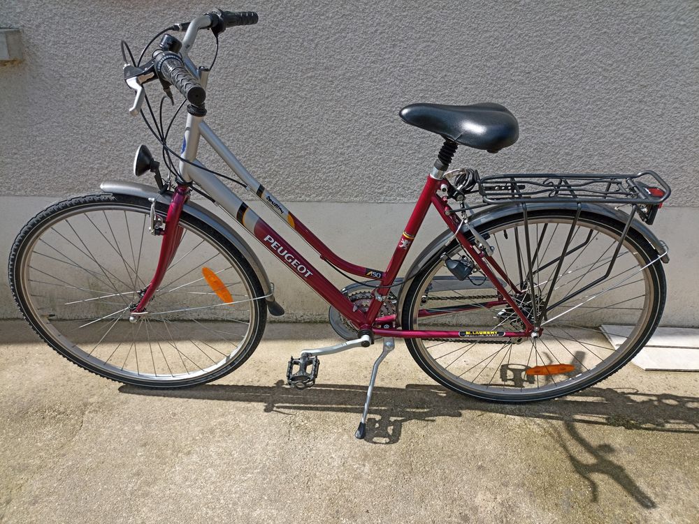 
vélo peugeot  100 Bâgé-la-Ville (01)