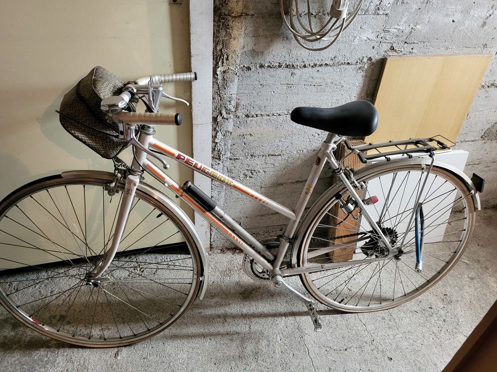 Velo Peugeot 350 Ferney-Voltaire (01)