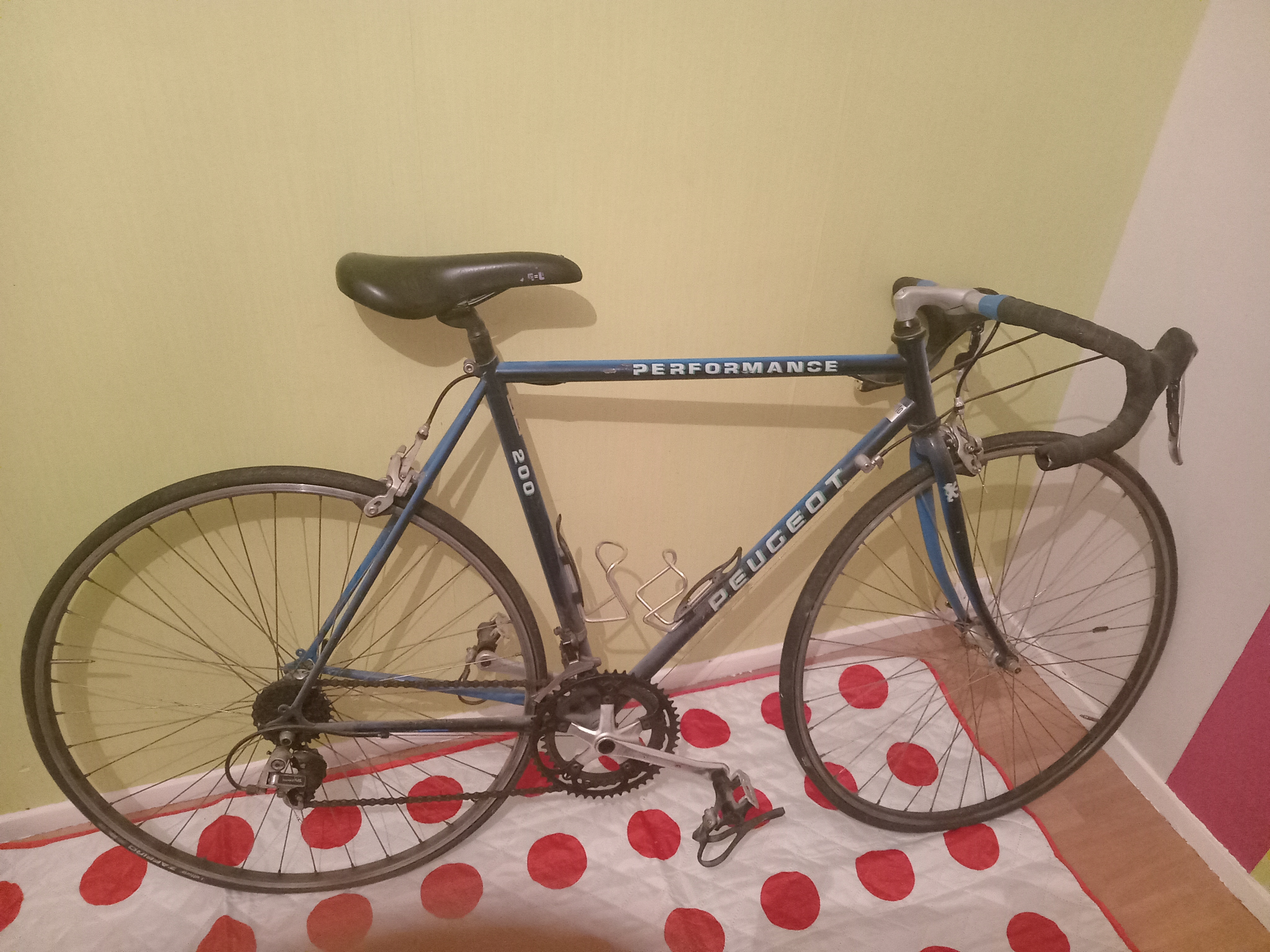 v�lo Peugeot 100 Laval (53)