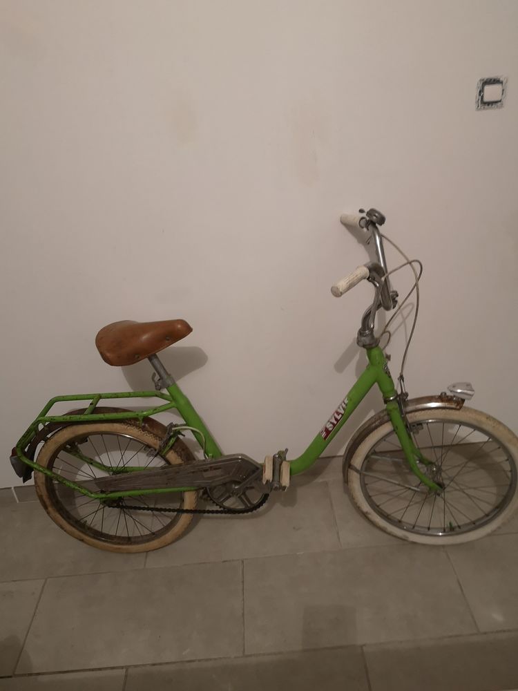 V�lo pliable enfant. 40 Lyon 7 (69)