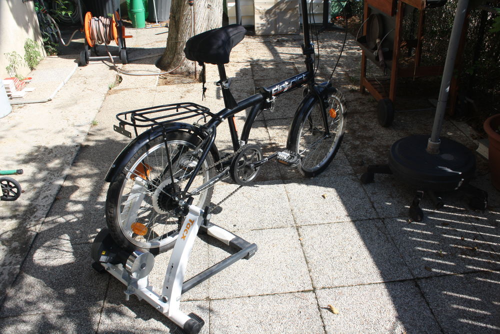 vélo pliable +home trainer  120 Vestric-et-Candiac (30)