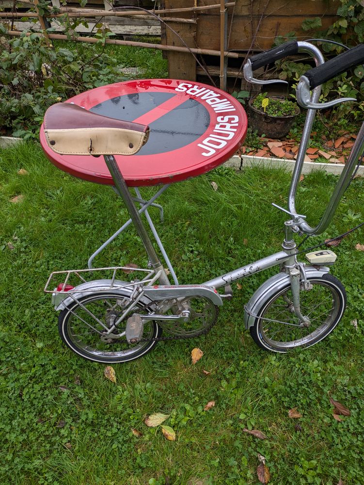 VELO PLIANT STELLA   POKETBY   
Joli v�lo pliant STELLA , 120 La Montagne (44)