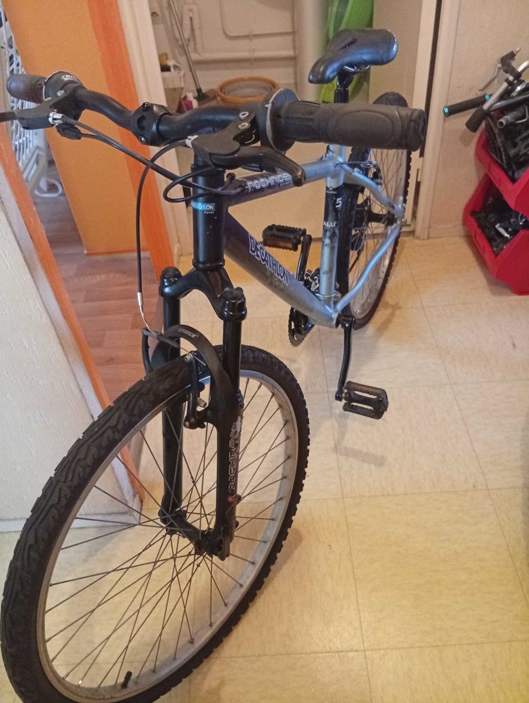 v�lo VTT 26 pouces 40 Fontenay-Tr�signy (77)