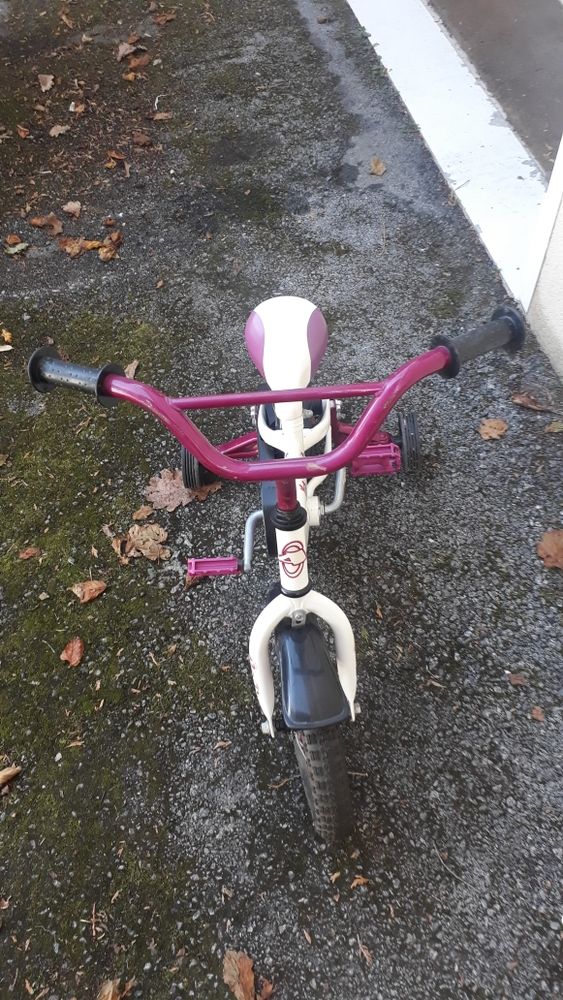velo pour enfant bas age 4 roues 30 Hendaye (64)