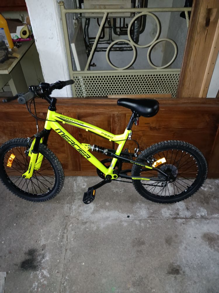 v�lo pour enfant 8/9 ans 130 Ch�tillon-sur-Thouet (79)