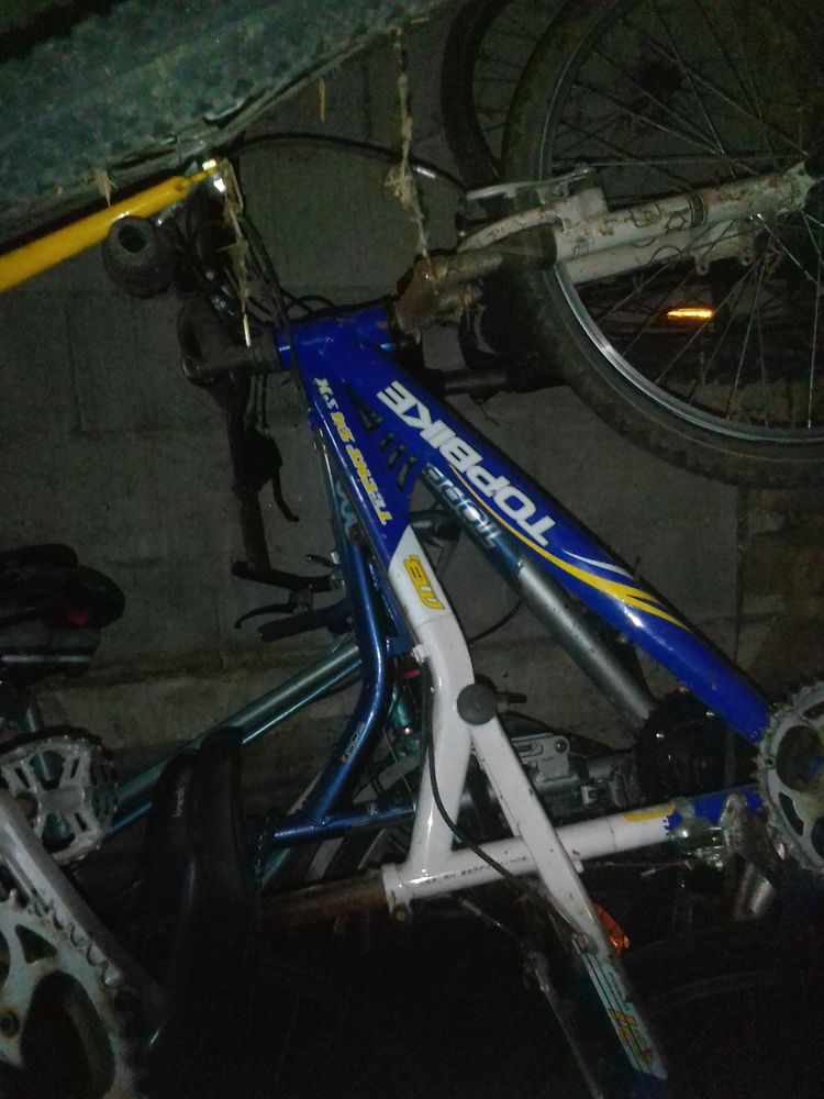 v�lo pour �tudiants(es) ou quiconque garages locatifs 50 Flers (61)