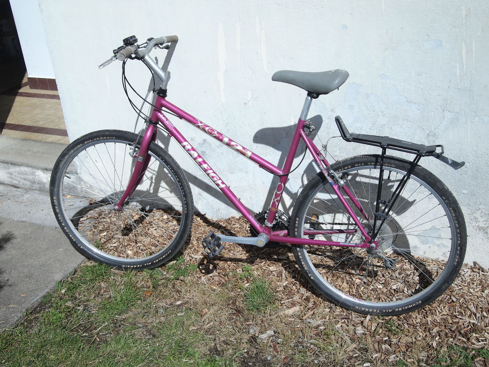Vélo pour femme (VTC) Raleigh generation XC 121 - taille L 80 Limoges (87)