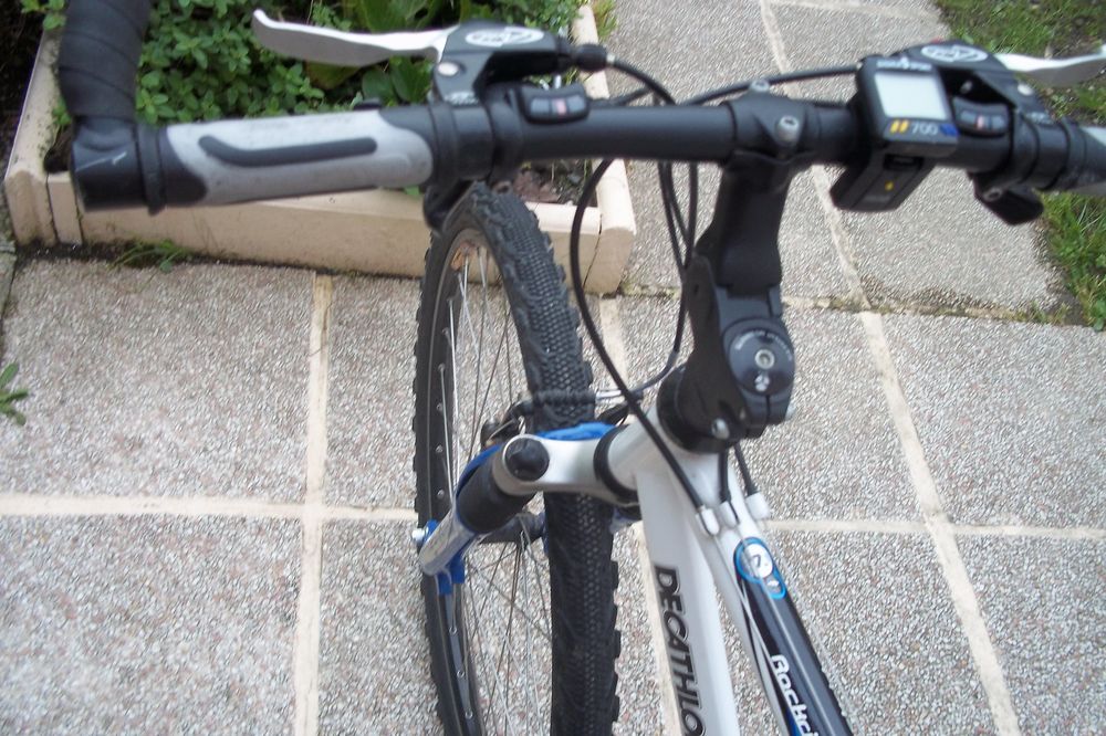 V�lo rochrider d�cathlon 300 Toulouse (31)