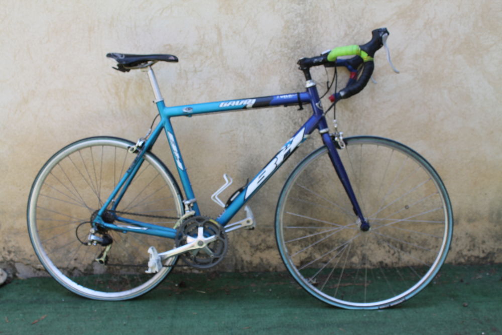 v�lo route homme et v�lo route femme 1200 Codolet (30)