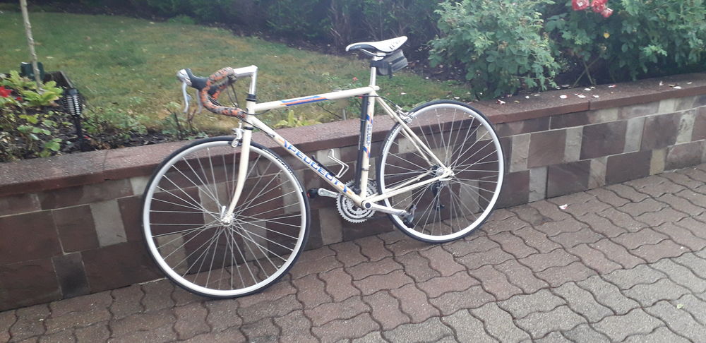 V�lo de route 180 Faverois (90)