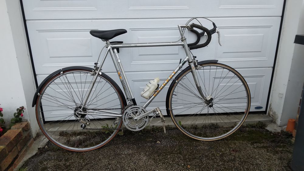 VELO DE ROUTE 0 Sall�les-Cabard�s (11)