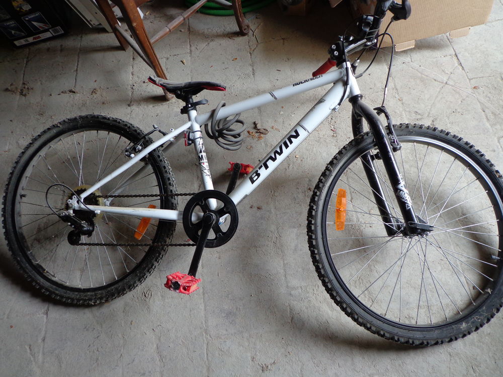 V�lo  B-rwin  6 vitesses 110 Saint-Christol (34)