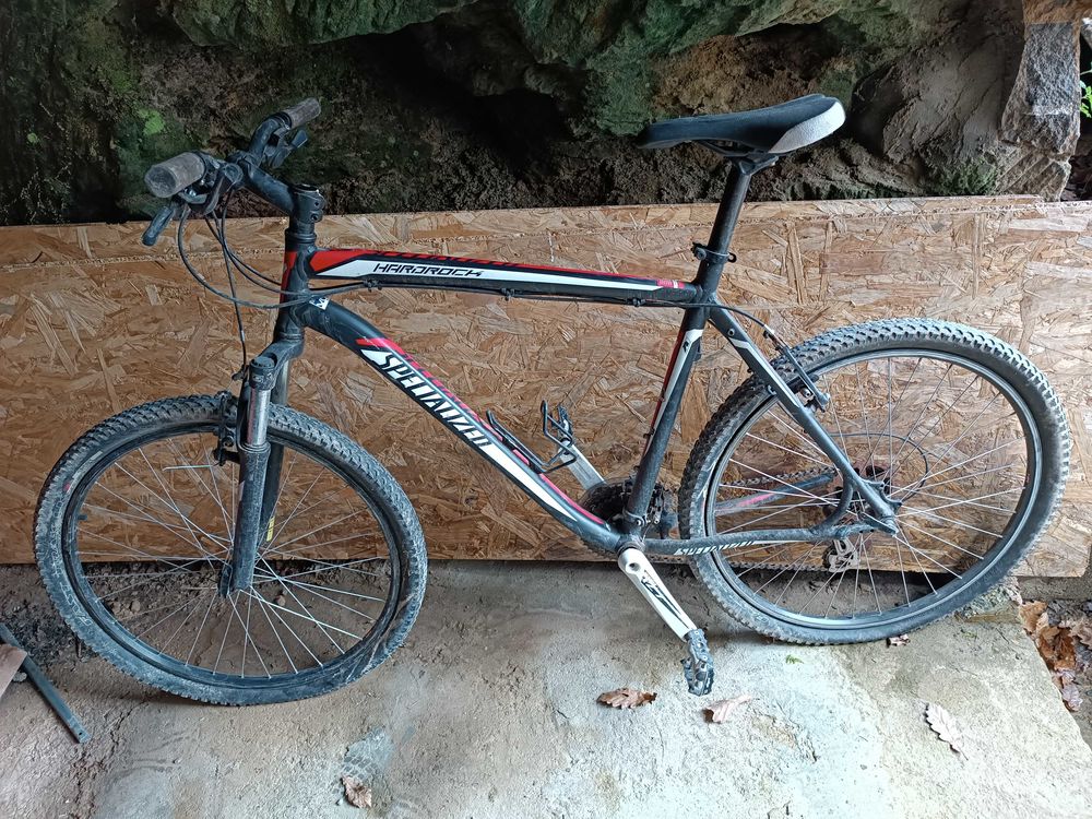 V�lo Specialized 24' 400 Bisten-en-Lorraine (57)