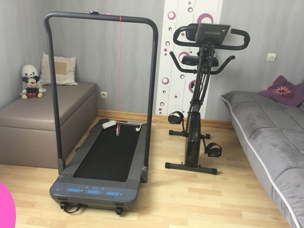 v�lo et tapis d appartement quasiment neuf 200 Leg� (44)