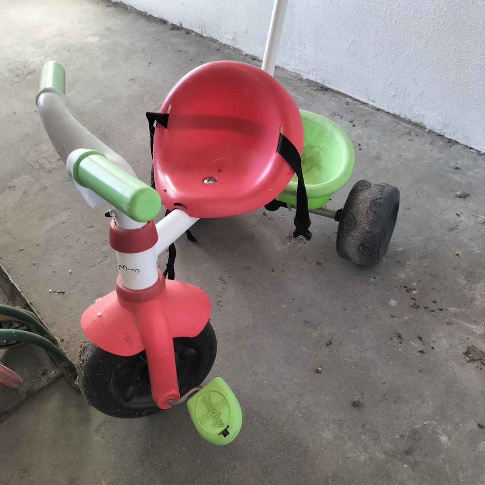 V�lo trotteur 3 roues Smoby tr�s bon �tat 23 Cachan (94)