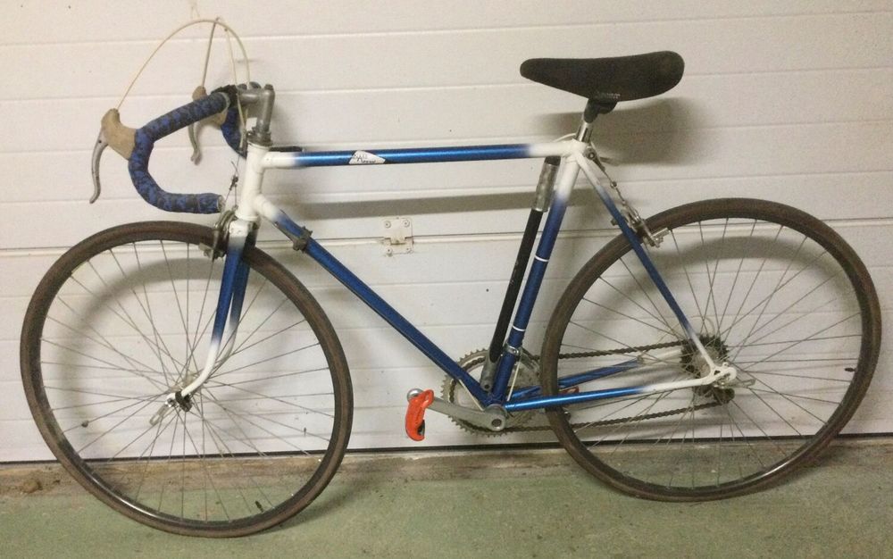 velo type 1/2 course 20 Saint-Quentin (02)