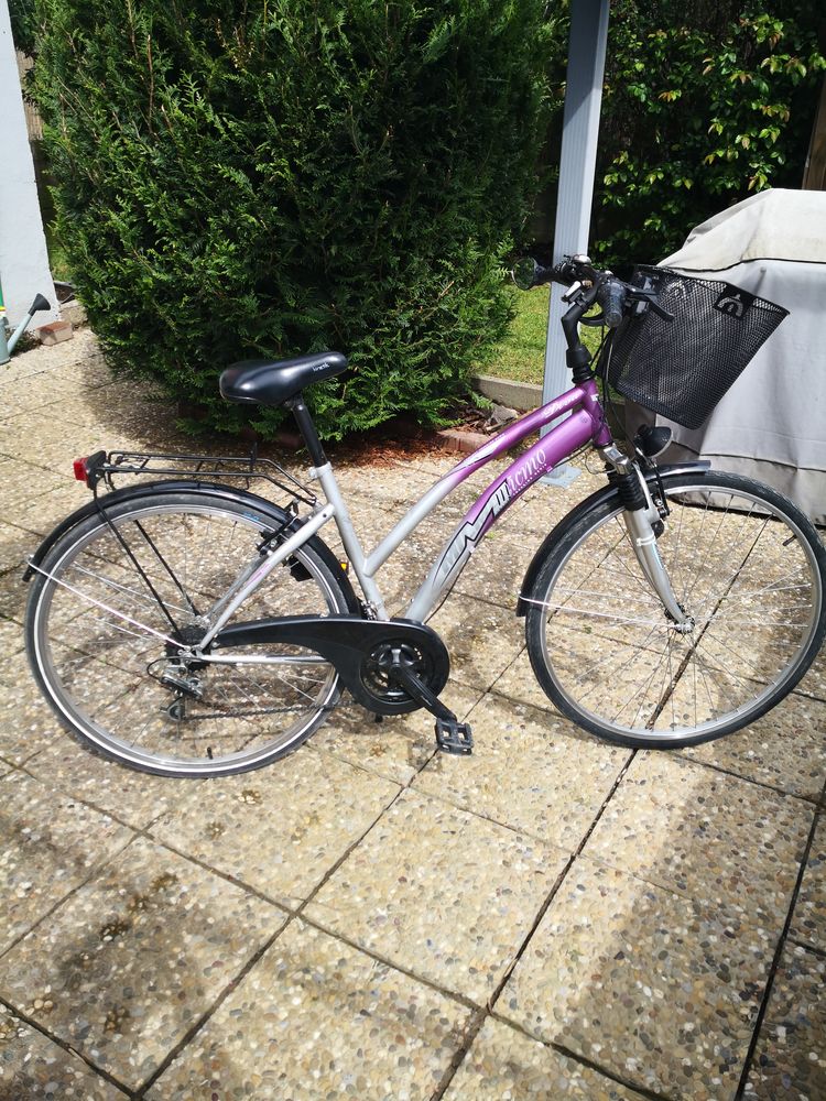 velo type urbain-ville 120 Rhinau (67)