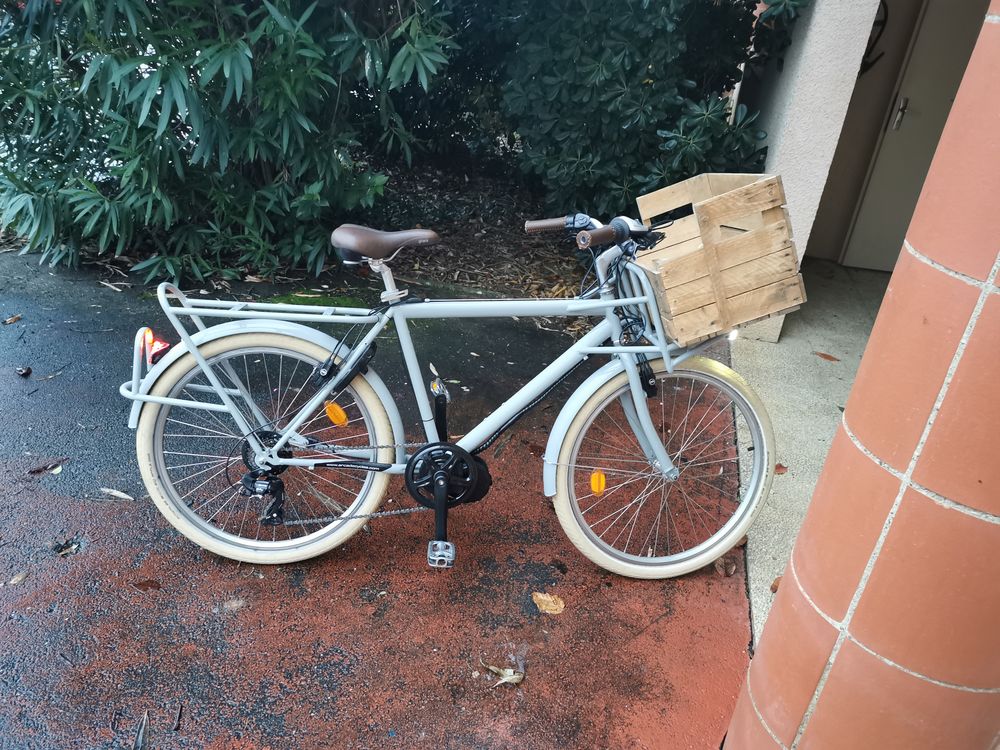 V�lo ville �lectrique neuf 1800 Auch (32)