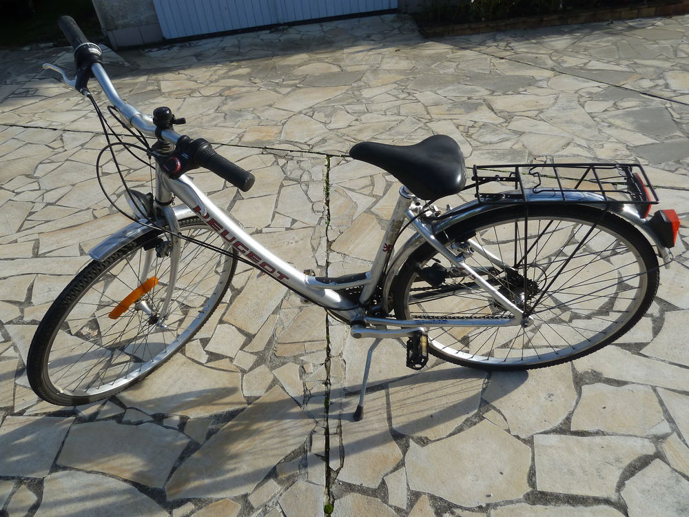 velo ville femme cadre alu marque PEUGEOT 150 Virazeil (47)
