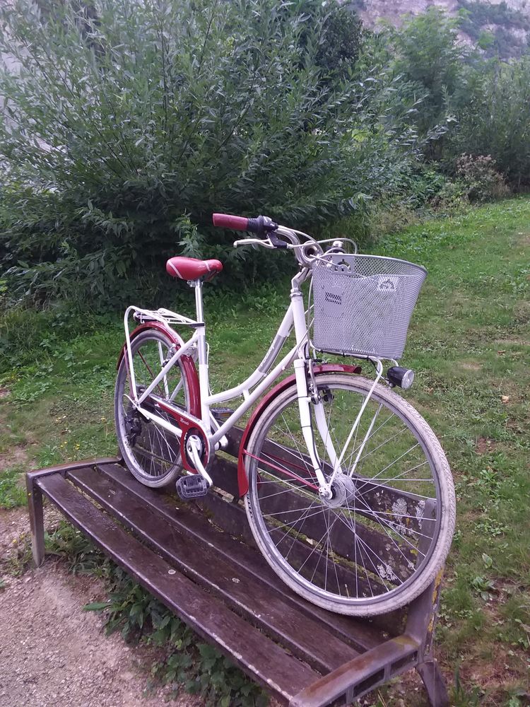 Velo de ville femmes  vintage morcote 200 Collonges-sous-Sal�ve (74)