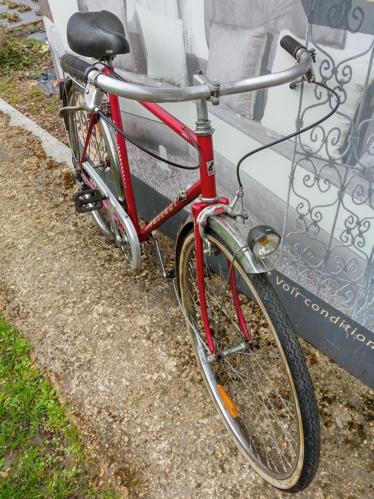 v�lo de ville homme 26 pouces 55 Luc� (28)