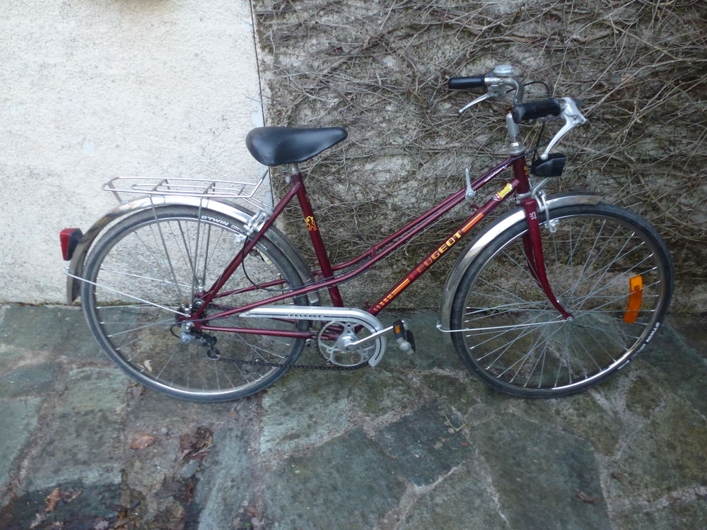  V�lo de ville PEUGEOT 26 POUCES. 50 Saint-Denis (11)
