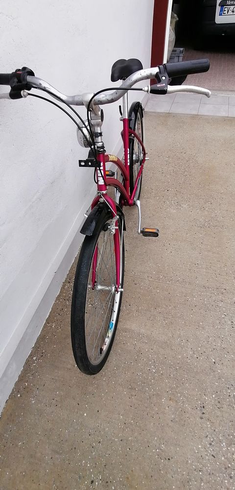 V�lo de ville MBK tr�s bonne �tat roues 26 taille M 80 Dax (40)