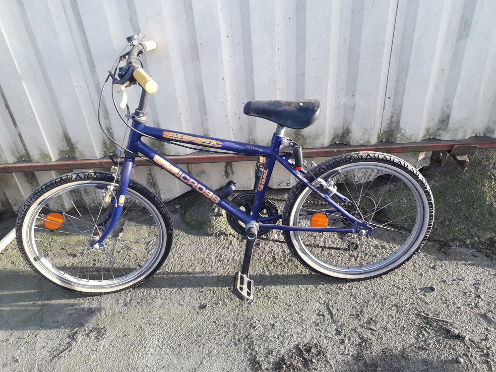 v�lo 20 Garnat-sur-Engi�vre (03)