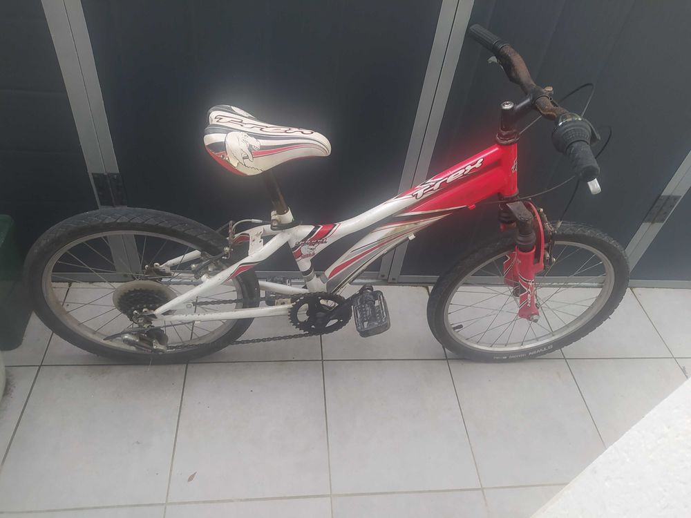 velo 30 La Tour-du-Crieu (09)