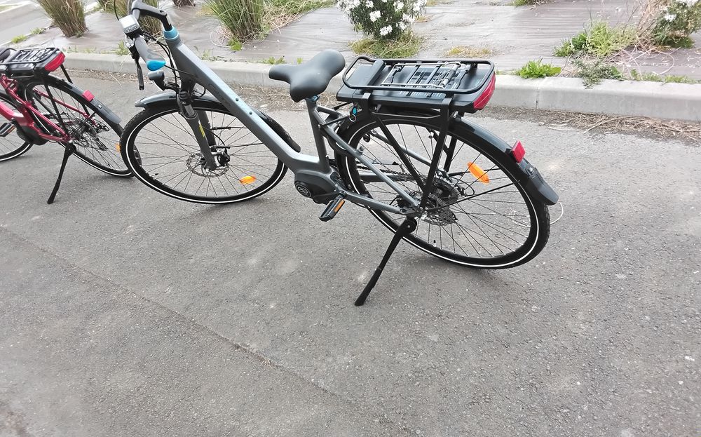 Velos  a assistance  �LECTRIQUE 0 La Selle-en-Cogl�s (35)