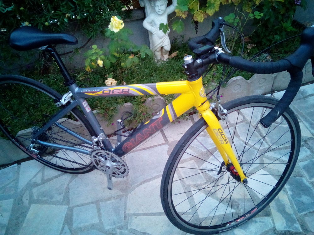 V�los course petite taille s tr�s rare comme neuf
250 Roanne (42)