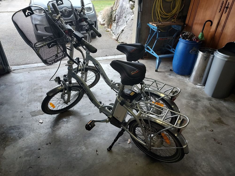 V�los �lectriques pliants 800 Roche-la-Moli�re (42)