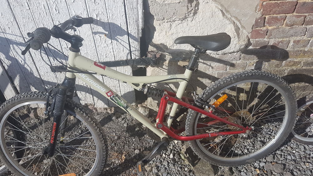 V�los enfants 0 Liesse-Notre-Dame (02)