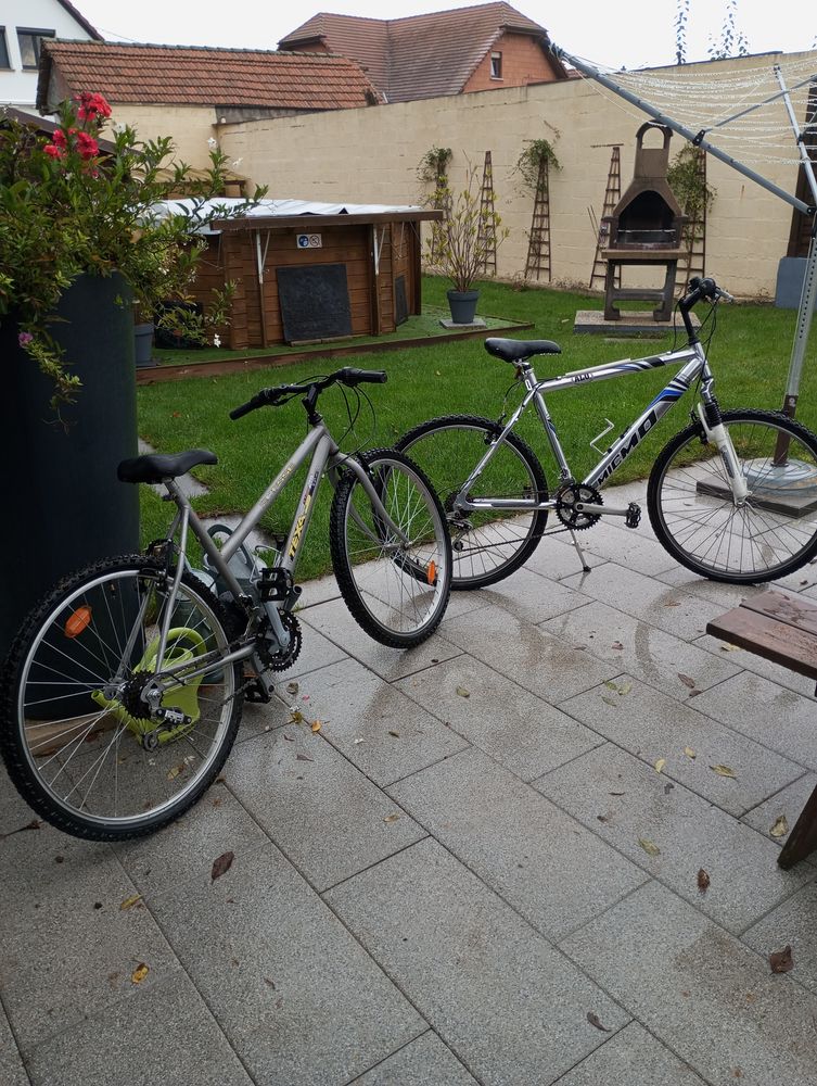 2 v�los VTT XL et l homme et femm 60 Geispolsheim (67)