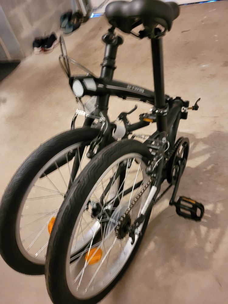 2 v�los pliants b'win 300 Gazinet (33)