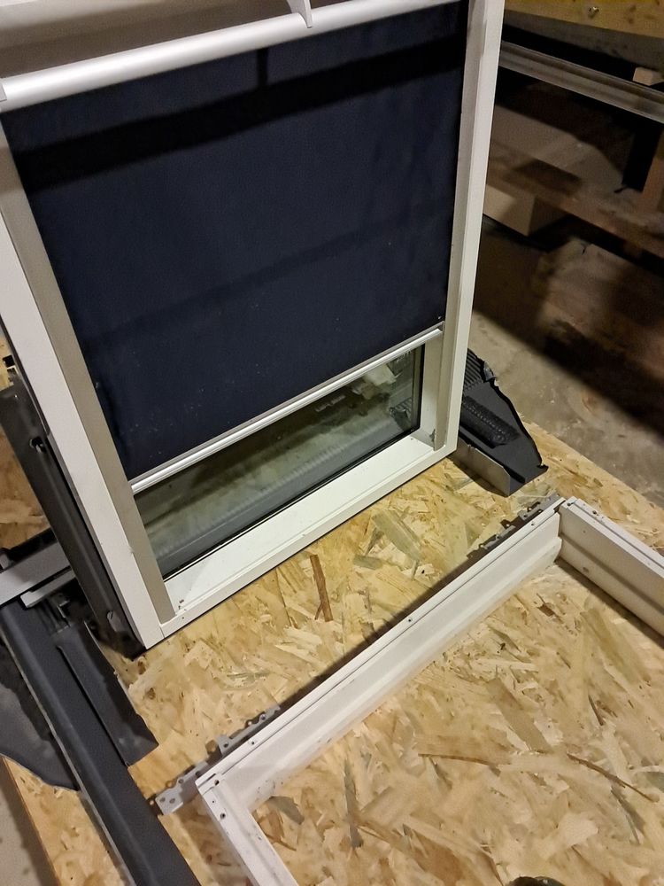 Velux 78x98 200 Noroy-le-Bourg (70)